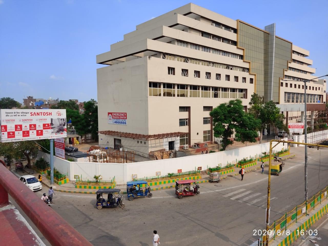 Santosh University Ghaziabad Buildings photo 5